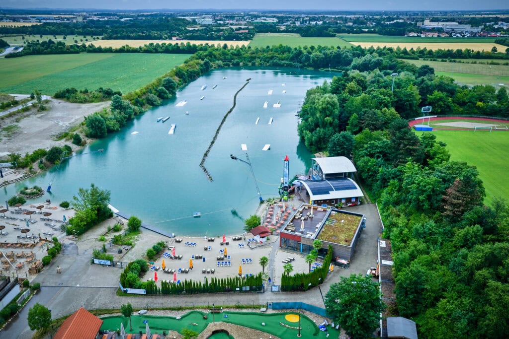 Projektaufnahme am Wasserskipark Aschheim, Foto: Sonnwärts